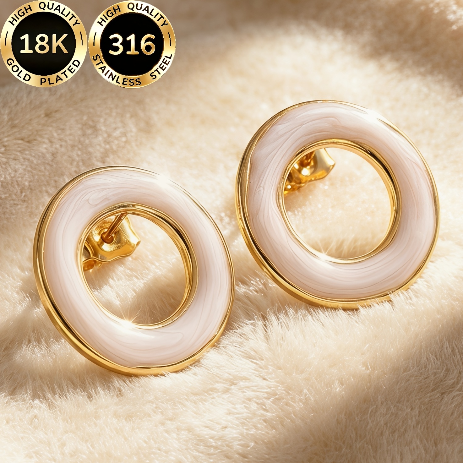 Women's 18K Golden Plated Hollow Round Hoop Earrings — Light Design